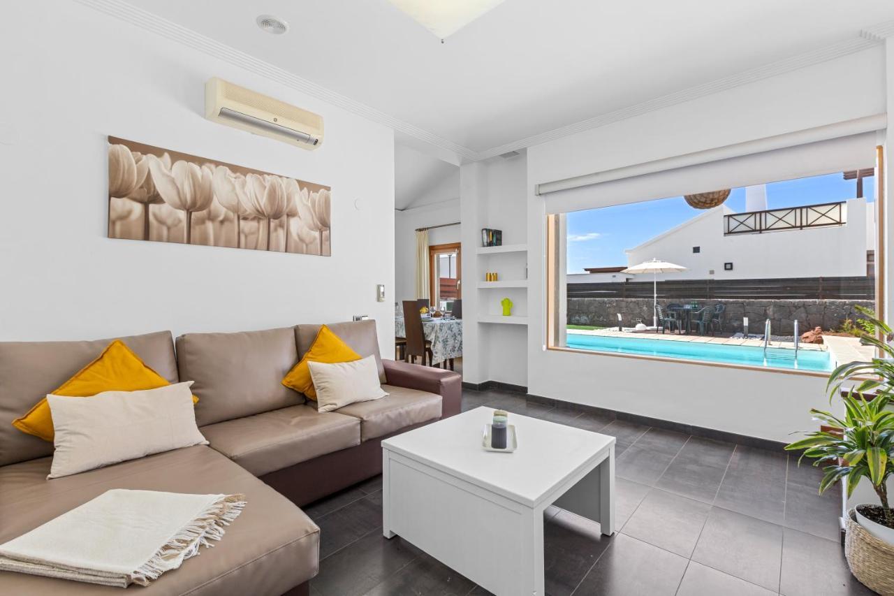 Siesta Suites Lanzarote ไยซา ภายนอก รูปภาพ